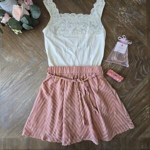 Bundle Cottagecore | Lace Tank M + Pink Skirt XS/S + Gold Bangle + Lipstick Case